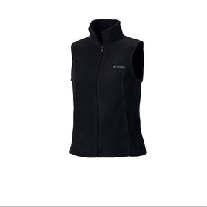 WOMEN’S COLUMBIA FLEECE VEST - SIZE LARGE